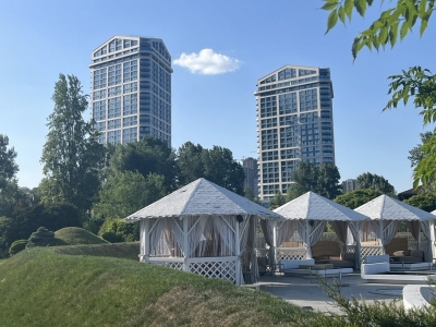 День урочистого введення в експлуатацію Вежі II Sky Tower та Амфітеатру