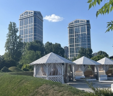 День урочистого введення в експлуатацію Вежі II Sky Tower та Амфітеатру